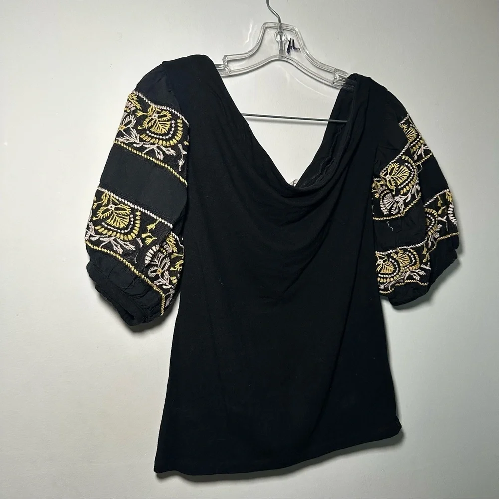 Free People chic black